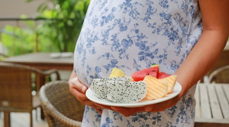 manfaat buah naga bagi ibu hamil