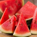 manfaat buah semangka untuk darah rendah